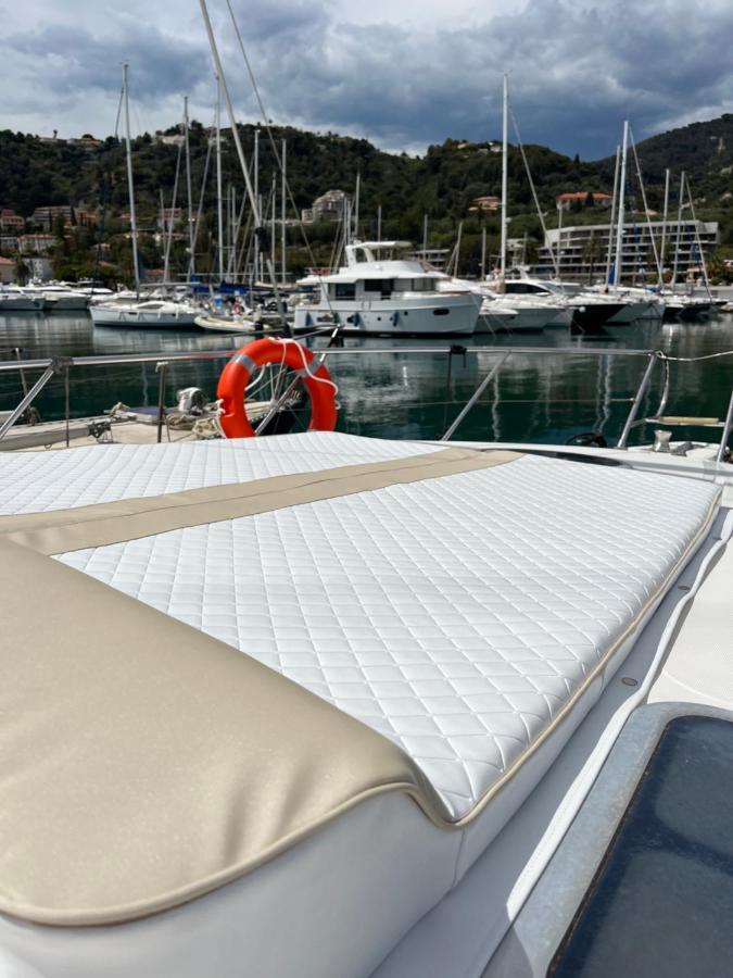 Mareluna Menton Exterior photo